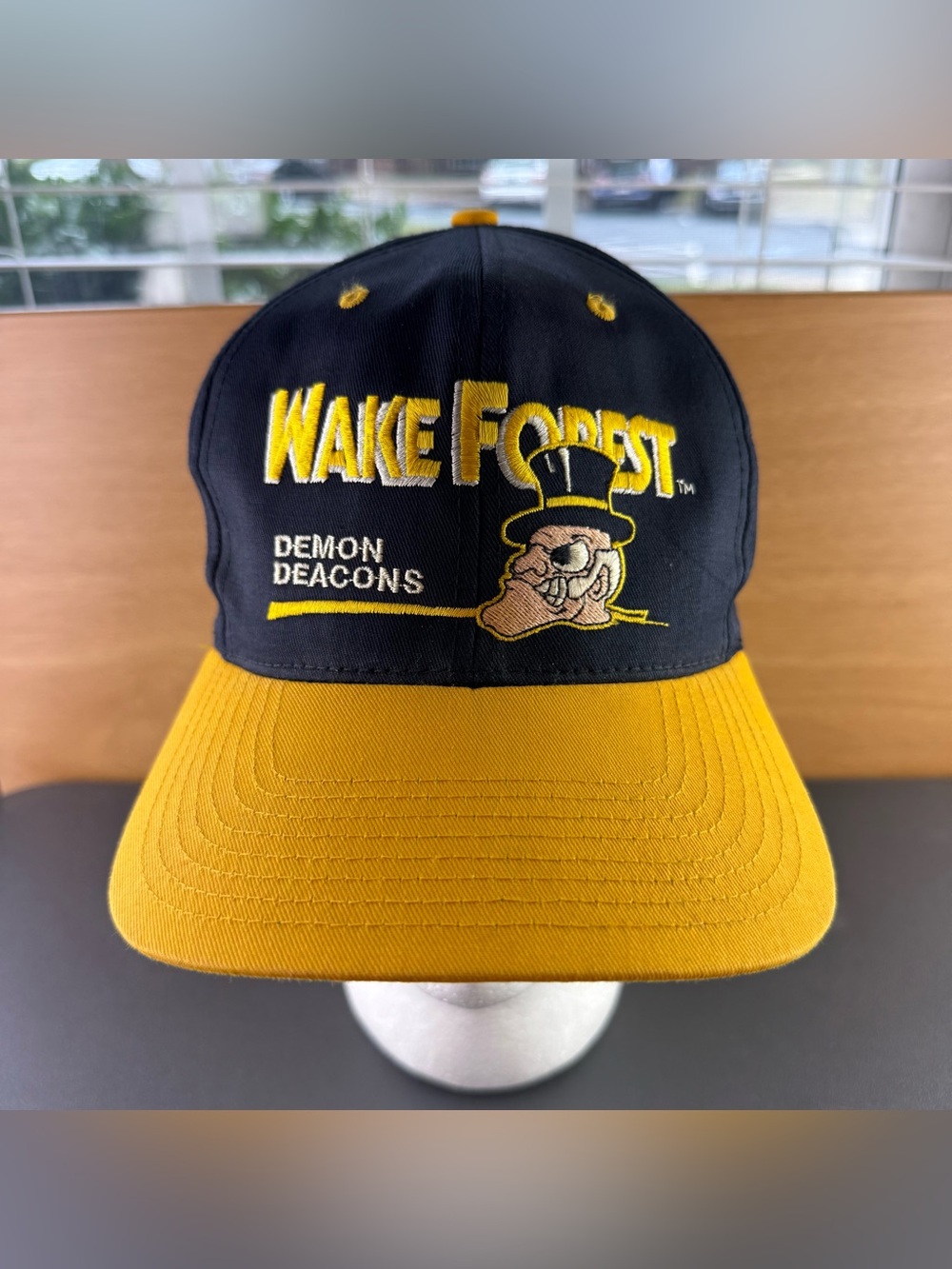 VTG 90s Wake Forest Demon Deacons Two Tone Men’s OSFA Logo Snapback Hat Cap